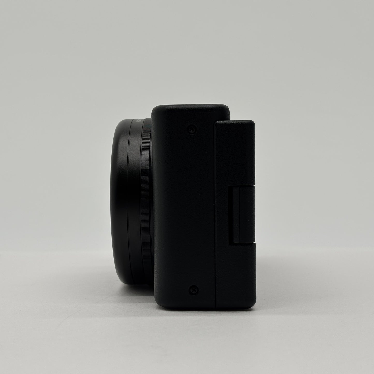 美品 SONY ソニー VLOGCAM ZV-1F デジタルカメラ シューティンググリップキット 【C8572-60】