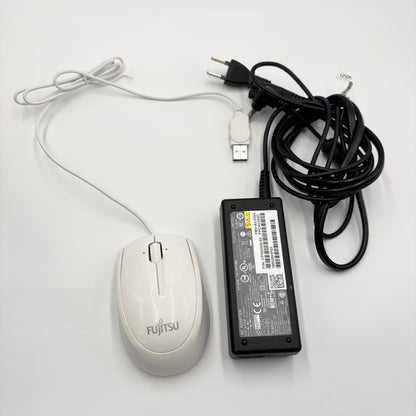 LIFEBOOK LH35/C2 FMVL35C2W Celeron 3865U 4GB SSD 128GB バッテリー最大容量83%【C5597-80】