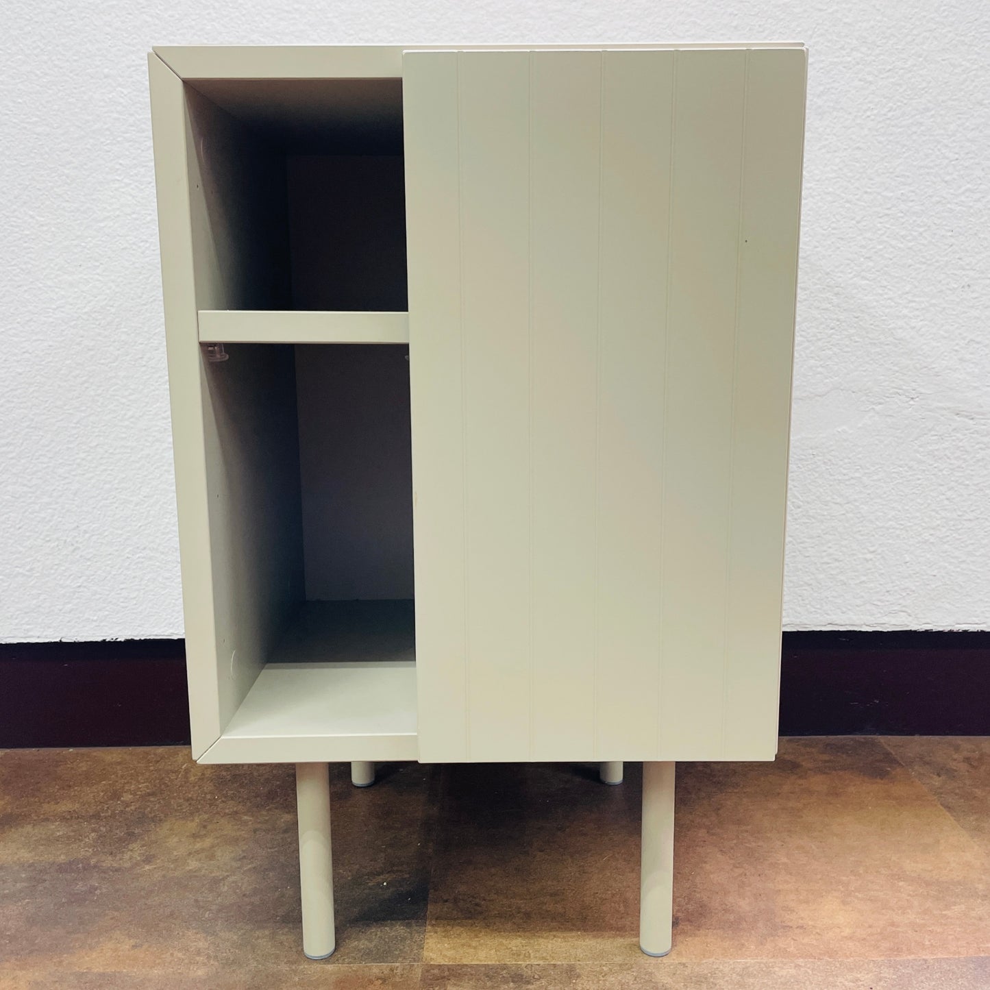 BoConcept lugano ナイトスタンド キャビネット 【C4817-】