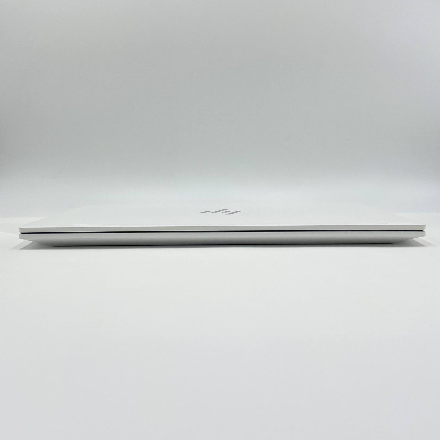 美品 HP Pavilion Aero Laptop 13-be2010AU AMD Ryzen 7 7735U 16GB 512GB Windows11Home バッテリー最大容量100% 【C5819-80】
