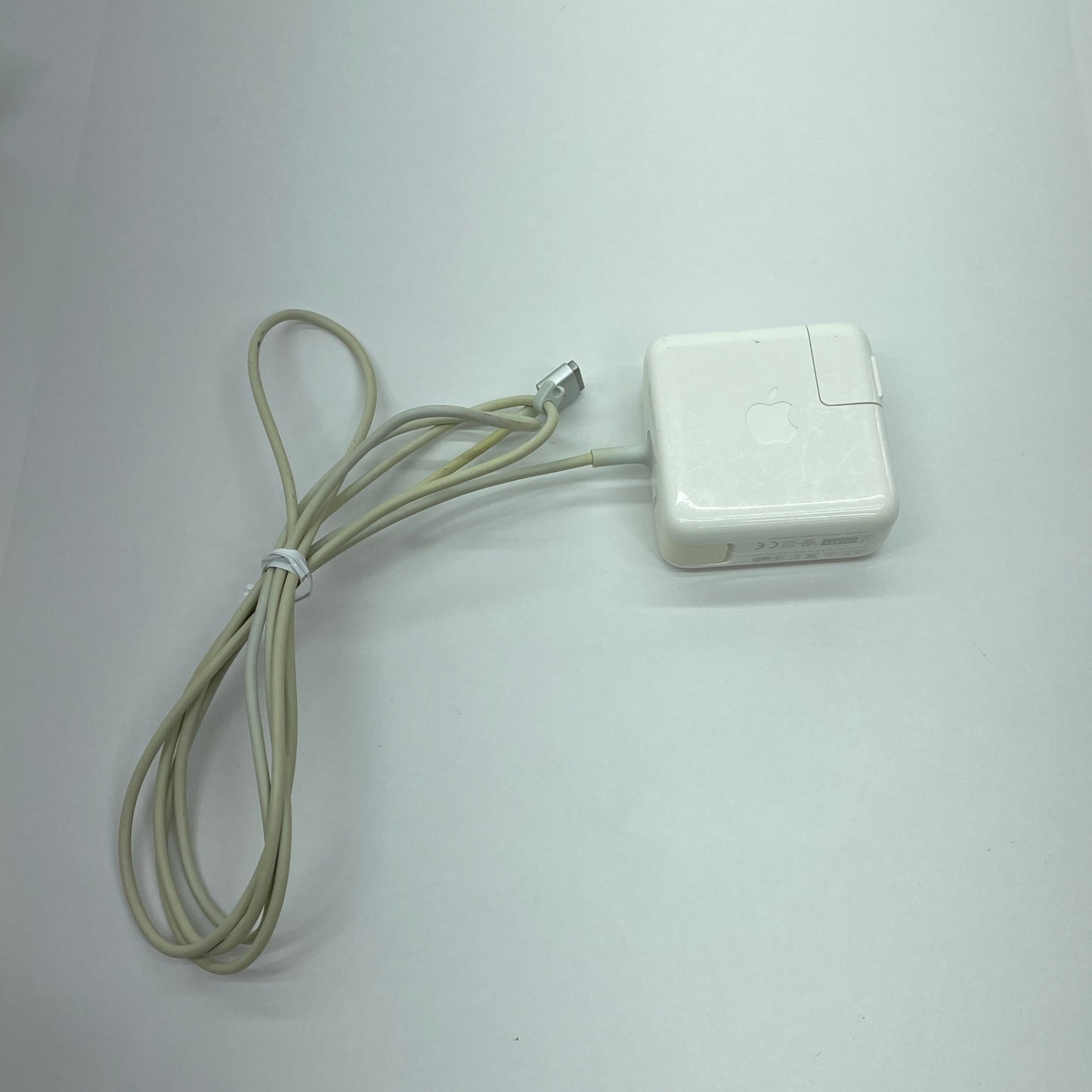 Apple MacBook Air 13インチ Early 2015 Core i5 1.6GHz 8GB 128GB MMGF2J/A 充放電回数138回　【C5137-80】