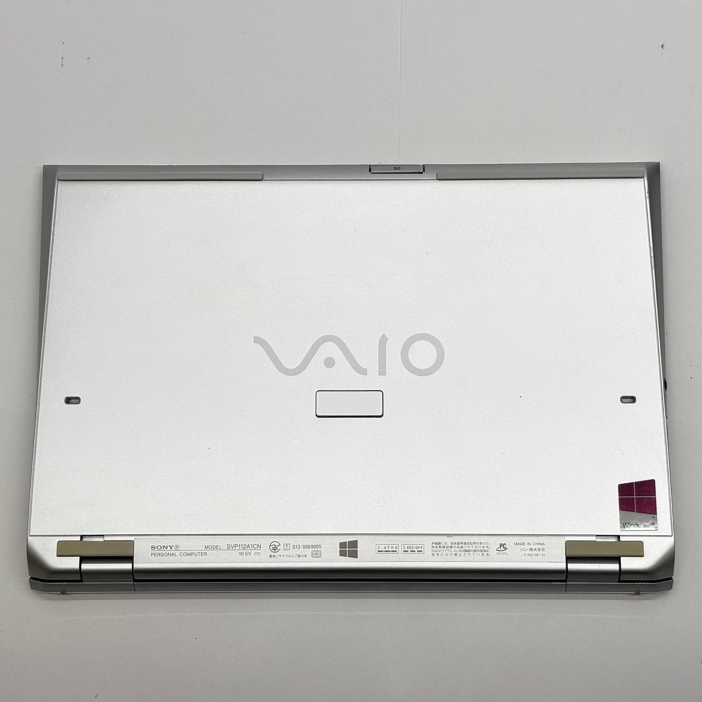 SONY VAIO SVP112A1CN i5 4200U 4GB SSD 256GB Windows10 Home【C8578-80】