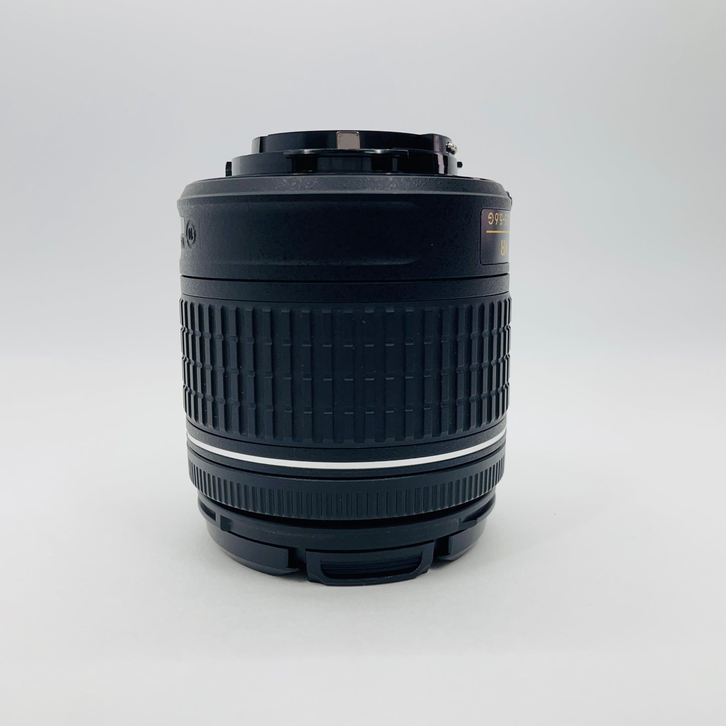 Nikon D5600 18-55mm & 70-300mm　ダブルズームキット 【C4726-60】