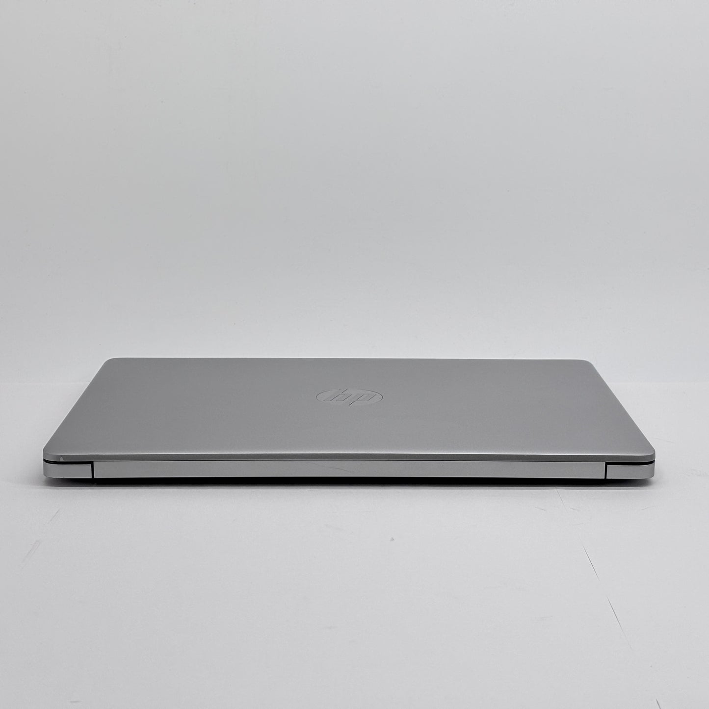 HP Laptop 15s-fq2635TU Core i5 1135G7 8GB SSD512GB Windows11Home バッテリー最大容量93％ 【C5836-80】