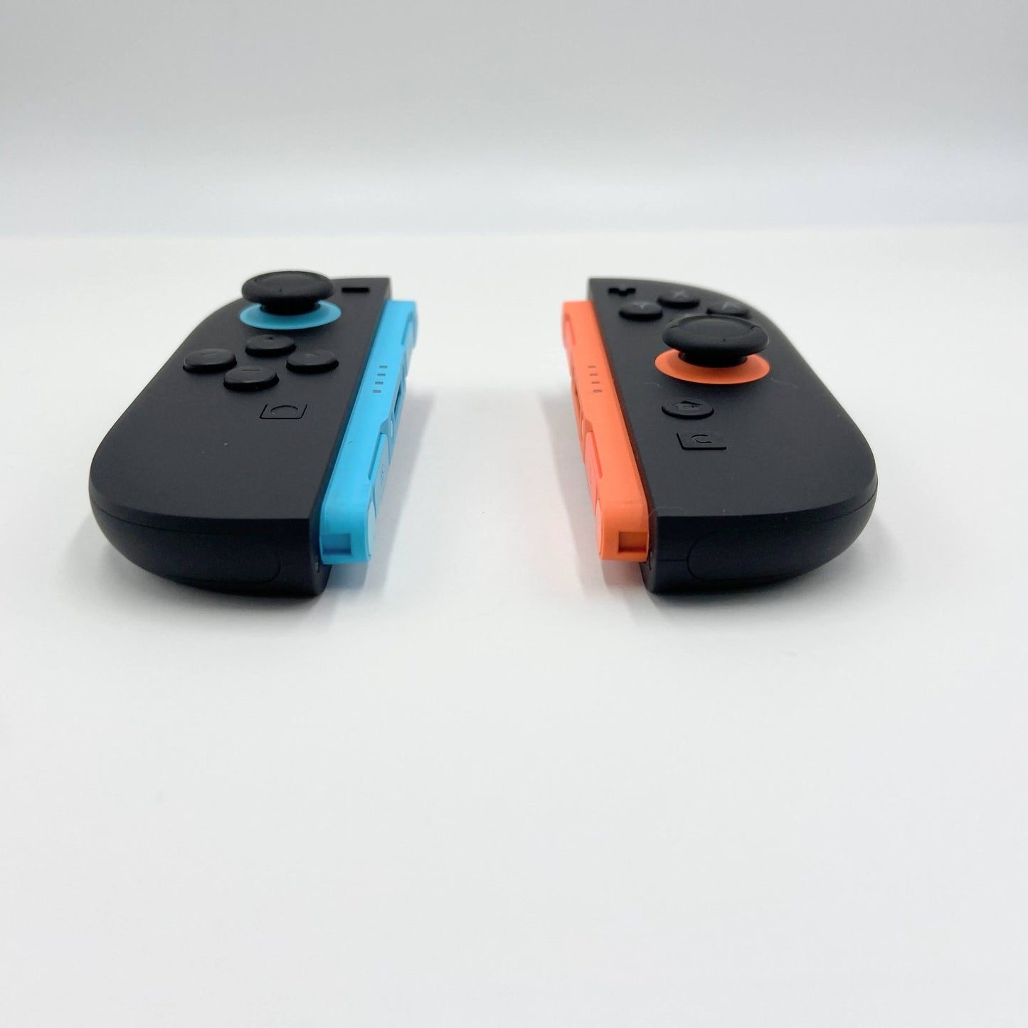 美品 ゲーム機 任天堂 Nintendo Switch 2 (日本語・国内専用) BEE-S-KB6CA 付属品完備【C6116-80】