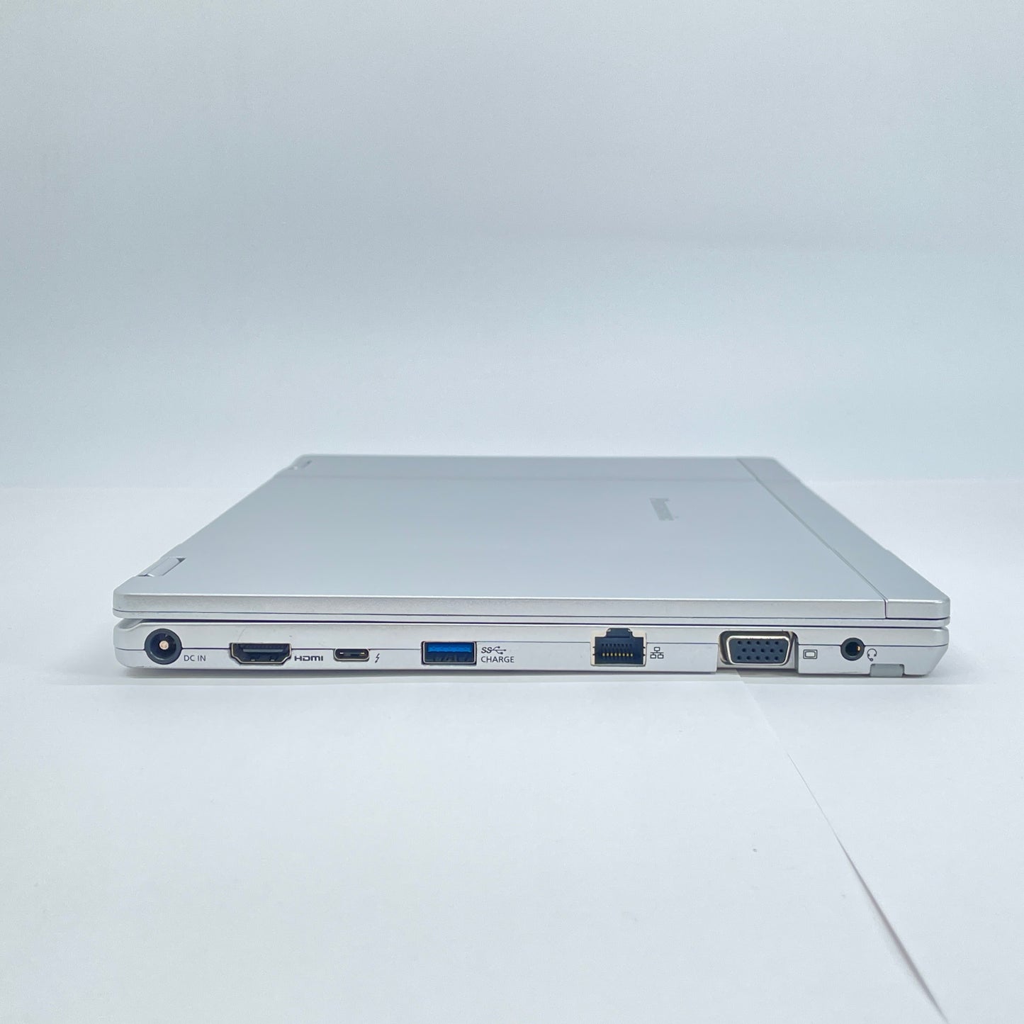 パナソニック Let's note QV9 (CF-QV9TFLVS)  Core i7-10810U 16GB SSD 512GB Windows11 Pro  LTEモデル バッテリー最大容量96% 【C6764-80】