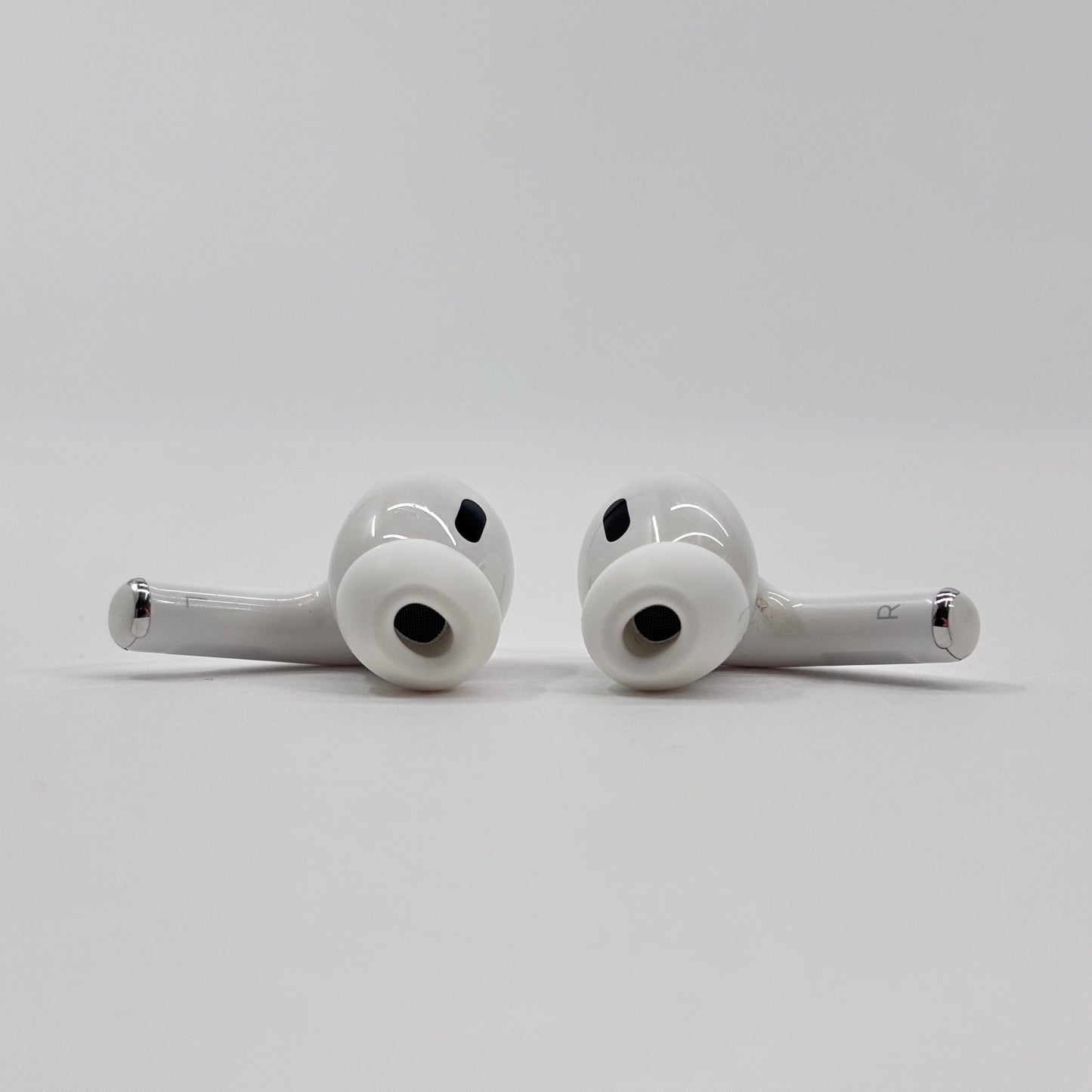 AirPods Pro 第2世代 MQD83J/A ワイヤレスイヤホン【C8373-60】