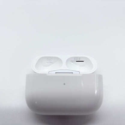 Apple AirPods Pro 第2世代 MagSafe充電ケース(USB-C)付き MTJV3J/A【C5057-60】