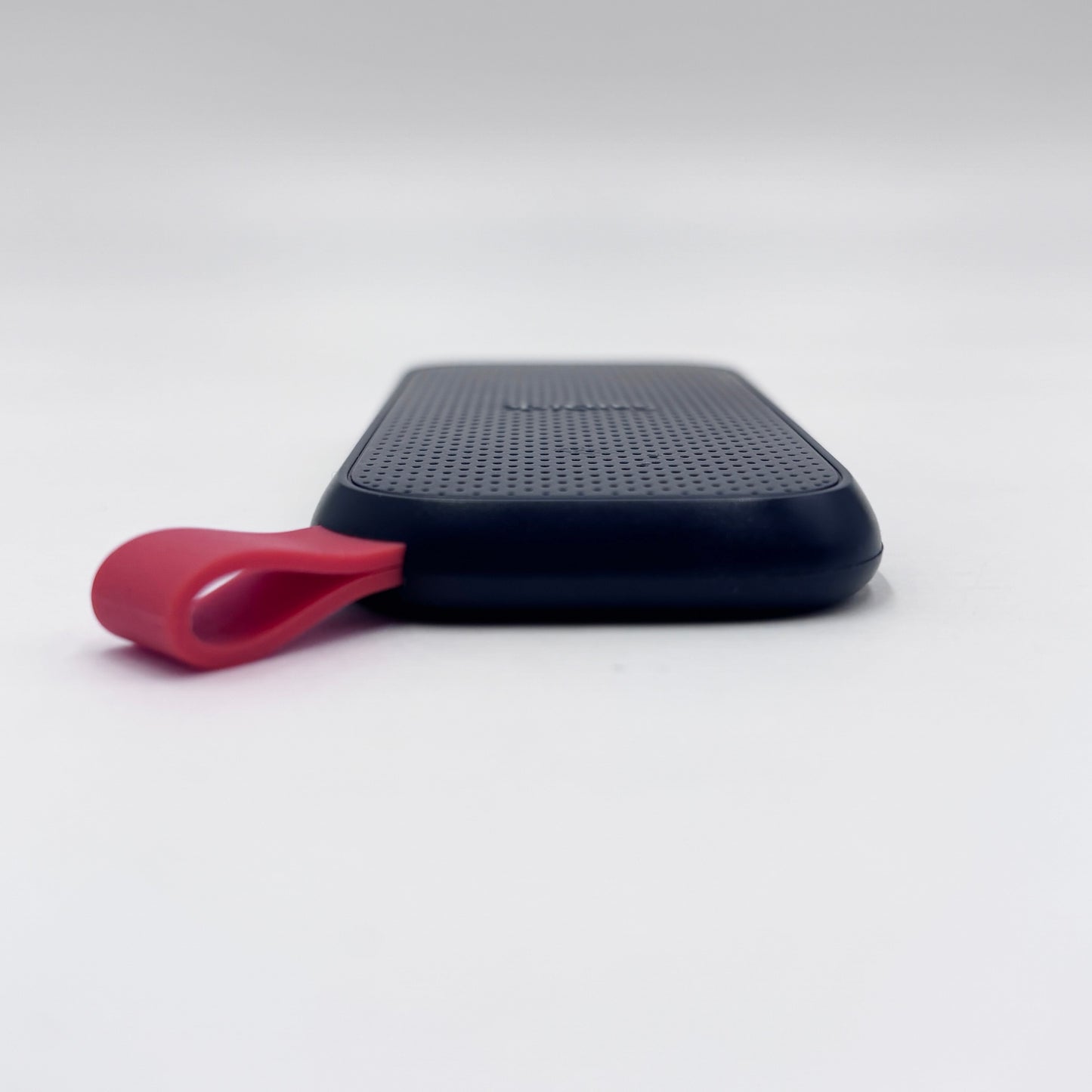 SanDisk Portable SSD SDSSDE30-1T00 1TB【C8136-N】