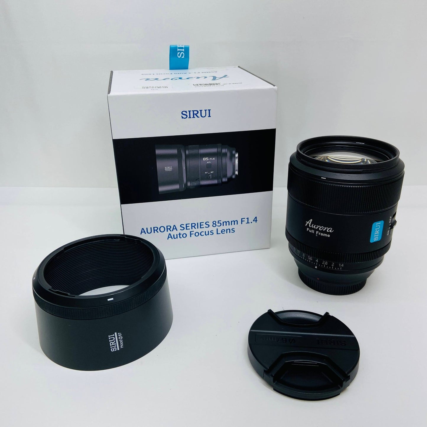 美品 SIRUI Aurora 85mm F1.4  For FUJIFILM Xマウント　箱あり C3774 80サイズ発送
