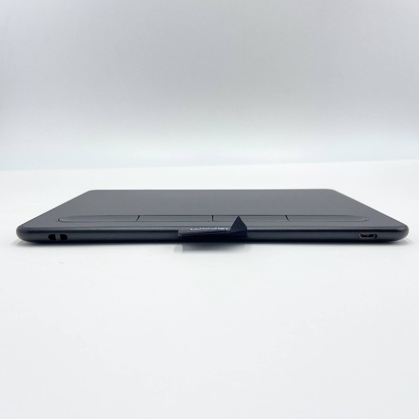 Wacom Intuos CTL-4100/K0	ペンタブレット【C5289】