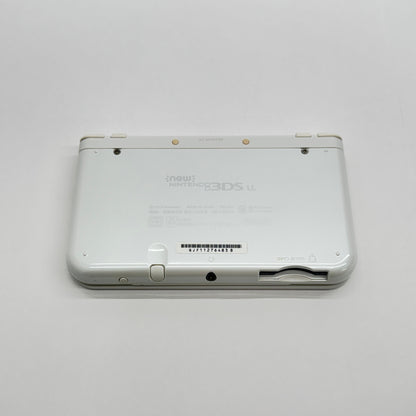 美品 New ニンテンドー 3DS LL本体 RED-001 パールホワイト 充電器・付属品完備【C7297-60】