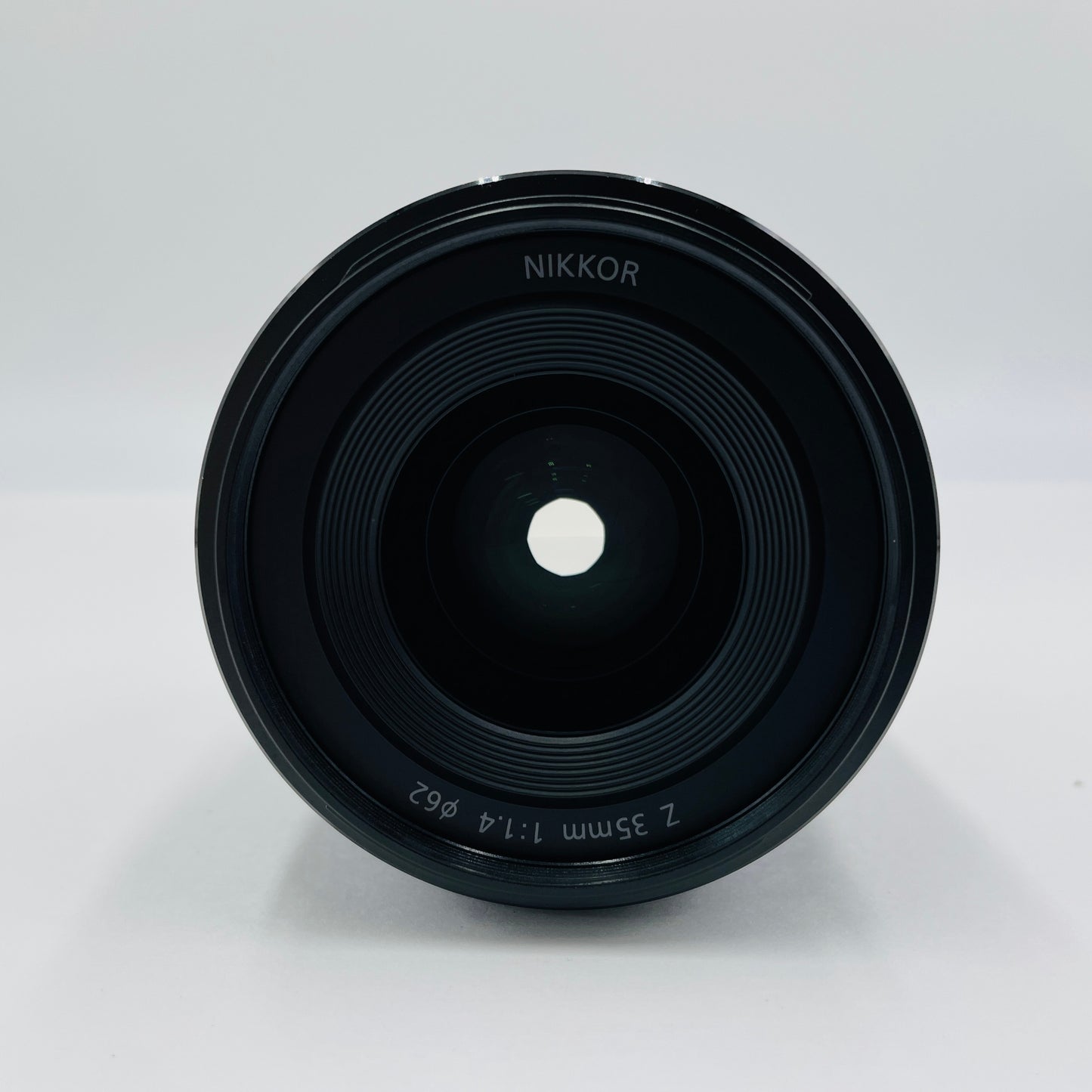 美品 Nikon (ニコン) NIKKOR Z 35mm F1.4【C4631-60】