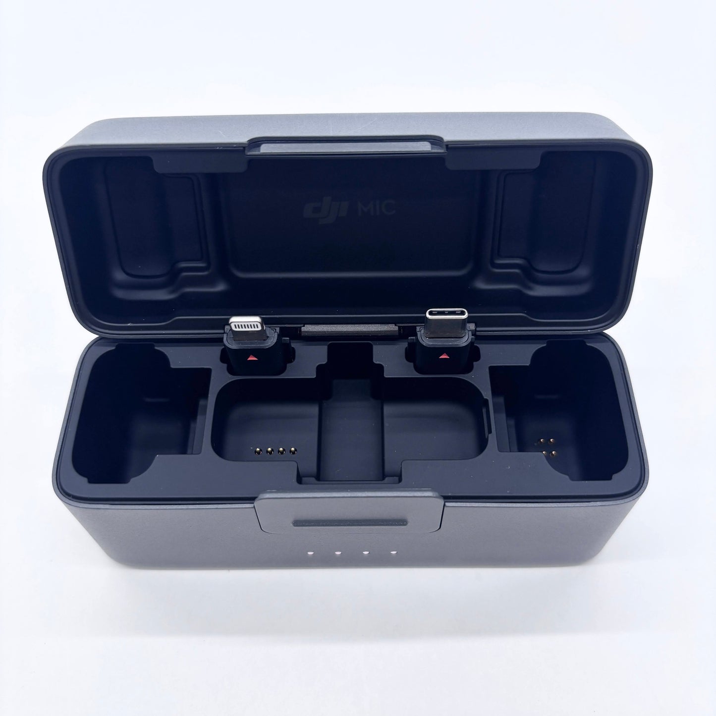 DJI Mic 2 1TX + 1RX + 単体トランスミッター パールホワイト CHARGING CASE 付属品あり【C8123-60】