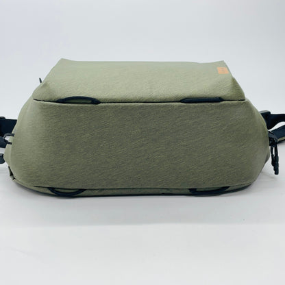 美品 PGYTECH OneGo Solo V2 6L モス グリーン【C4839-80】