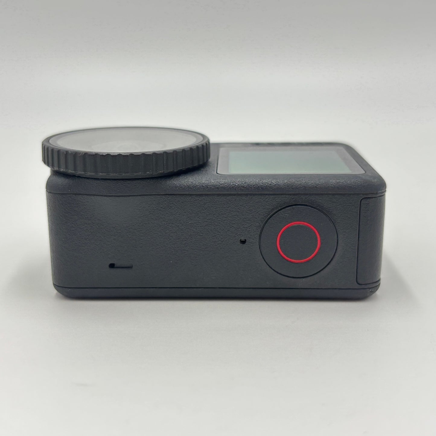 美品 DJI OSMO ACTION 6 スタンダードコンボ 付属品完備+純正バッテリー【C7705-60】