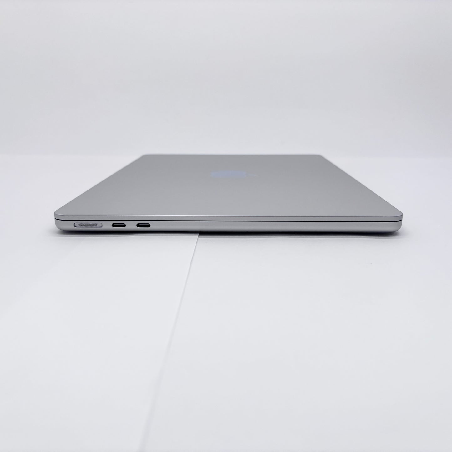 MacBook Air 13インチ M2 2022 8コアCPU 8コアGPU 8GB 256GB MLXY3J/A シルバー バッテリー最大容量100%【C8200-80】