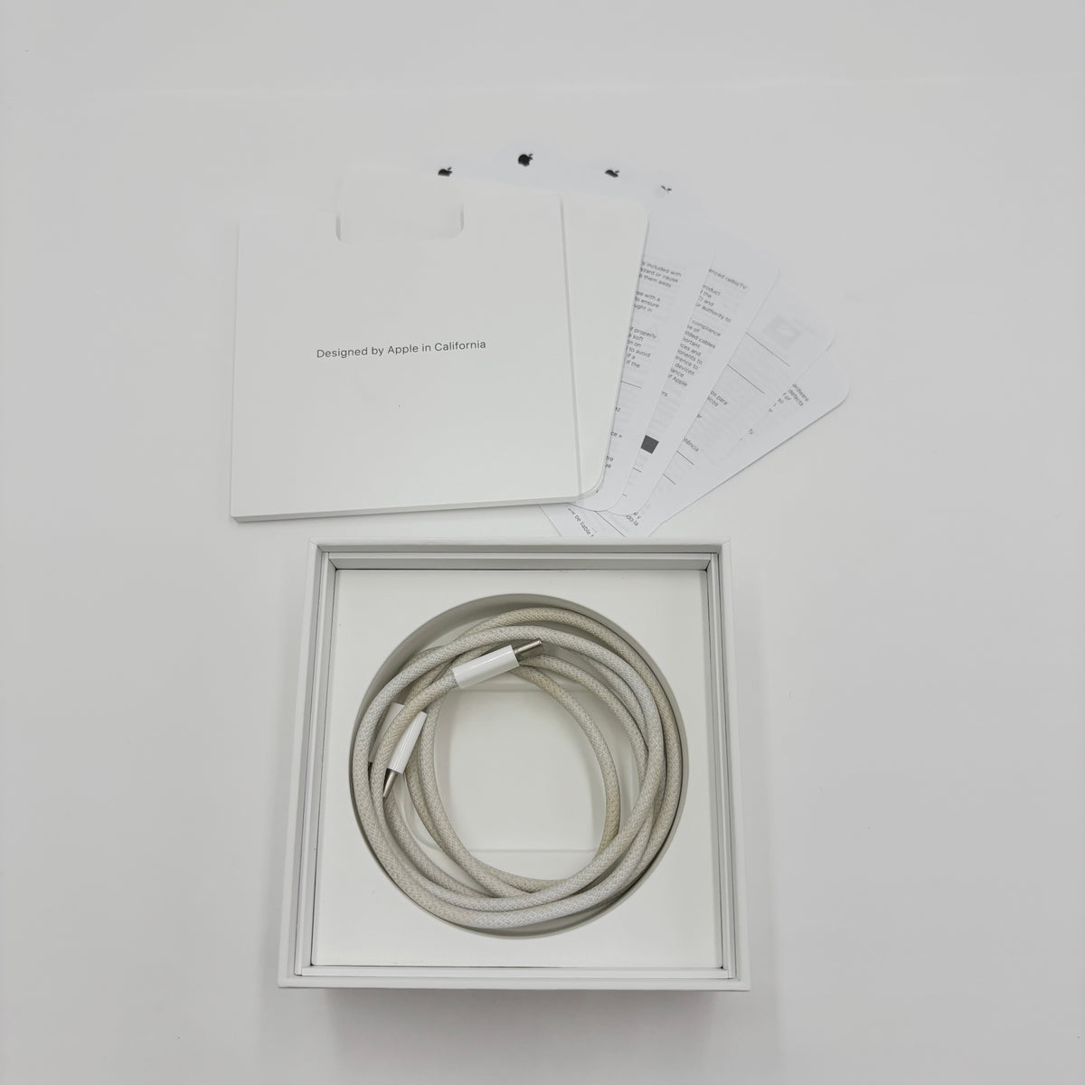 AirPods Pro 2 (USB-C) ワイヤレスイヤホン Apple【C9060-60】