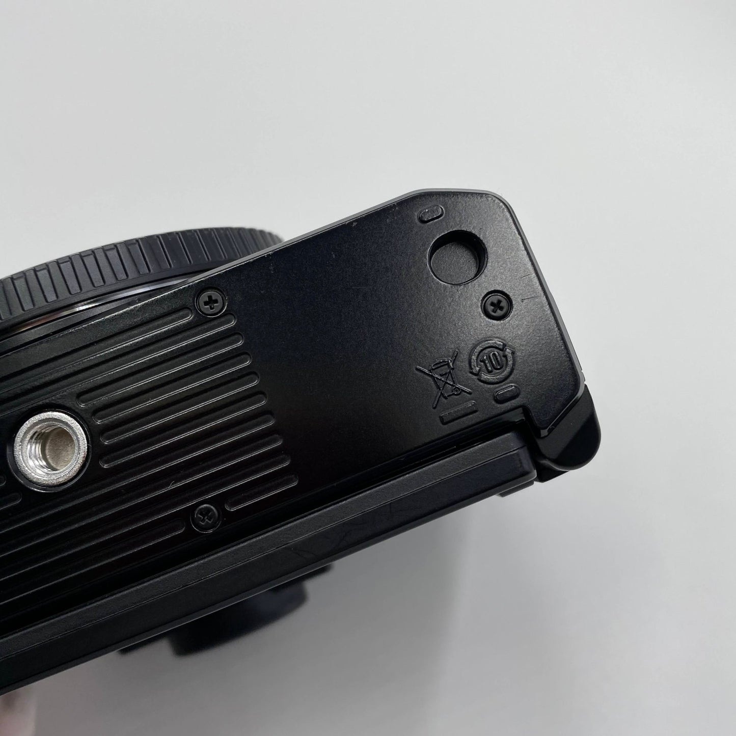 美品 ニコン Nikon Zfc 16-50 VR レンズキット シャッター回数2,242回 【C5630】