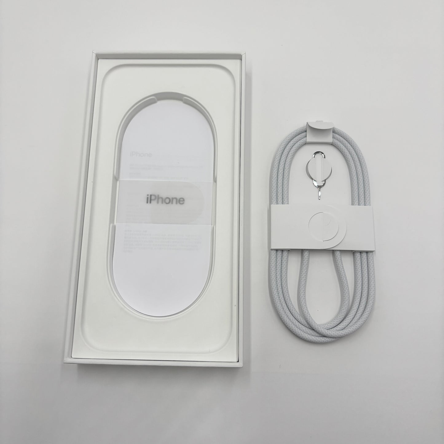 美品 シャッター音なし iPhone16 Pro Max 512GB ホワイトチタニウム MYTT3CH/A 海外版 SIMフリー  バッテリー最大容量100%【C6997-C】