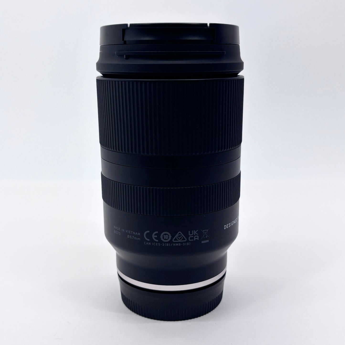 美品 TAMRON 17-70mm F/2.8 Di III-A VC RXD SONY Eマウント用 B070S 付属品完備【C8261-60】