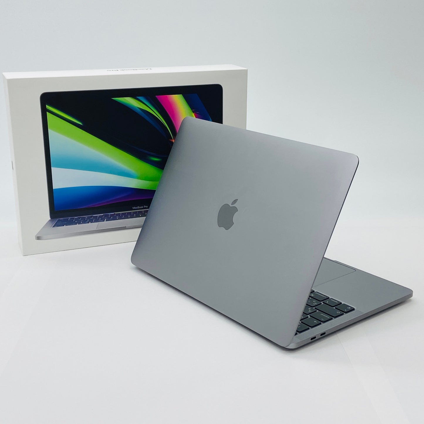 MacBook Pro 2022 13インチ M2 8コアCPU 10コアGPU 8GB 256GB スペースグレー バッテリー最大容量98%【C4914-80】