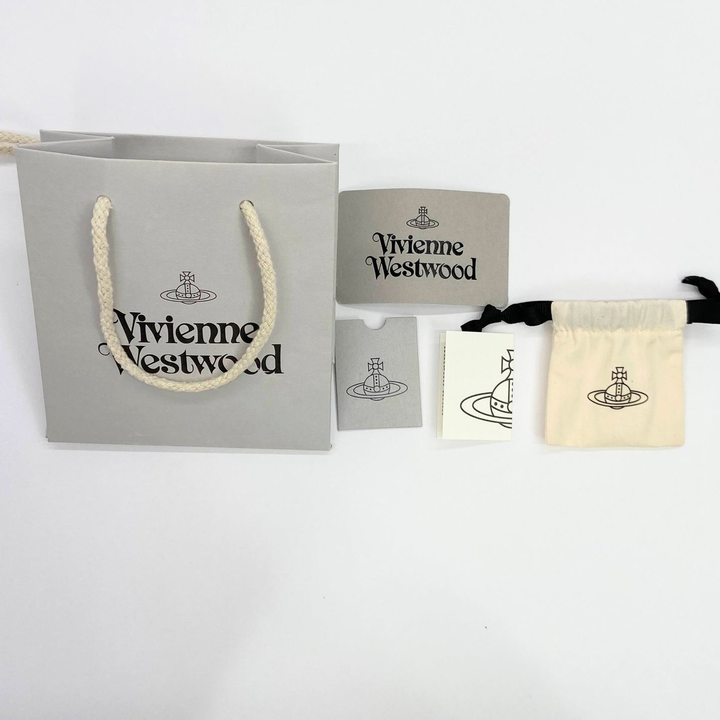 Vivienne Westwood ミニバスレリーフオーブネックレス　【C5753-60】