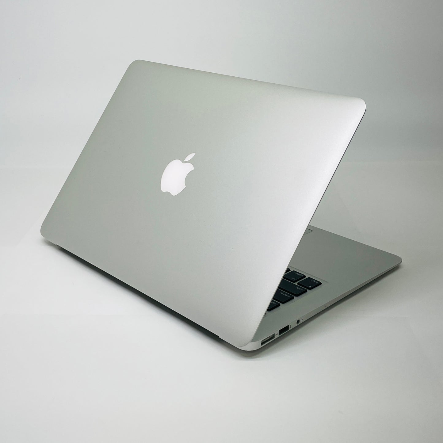 Apple MacBook Air 2017 core i5 8GB 128GB 【C4122-80】