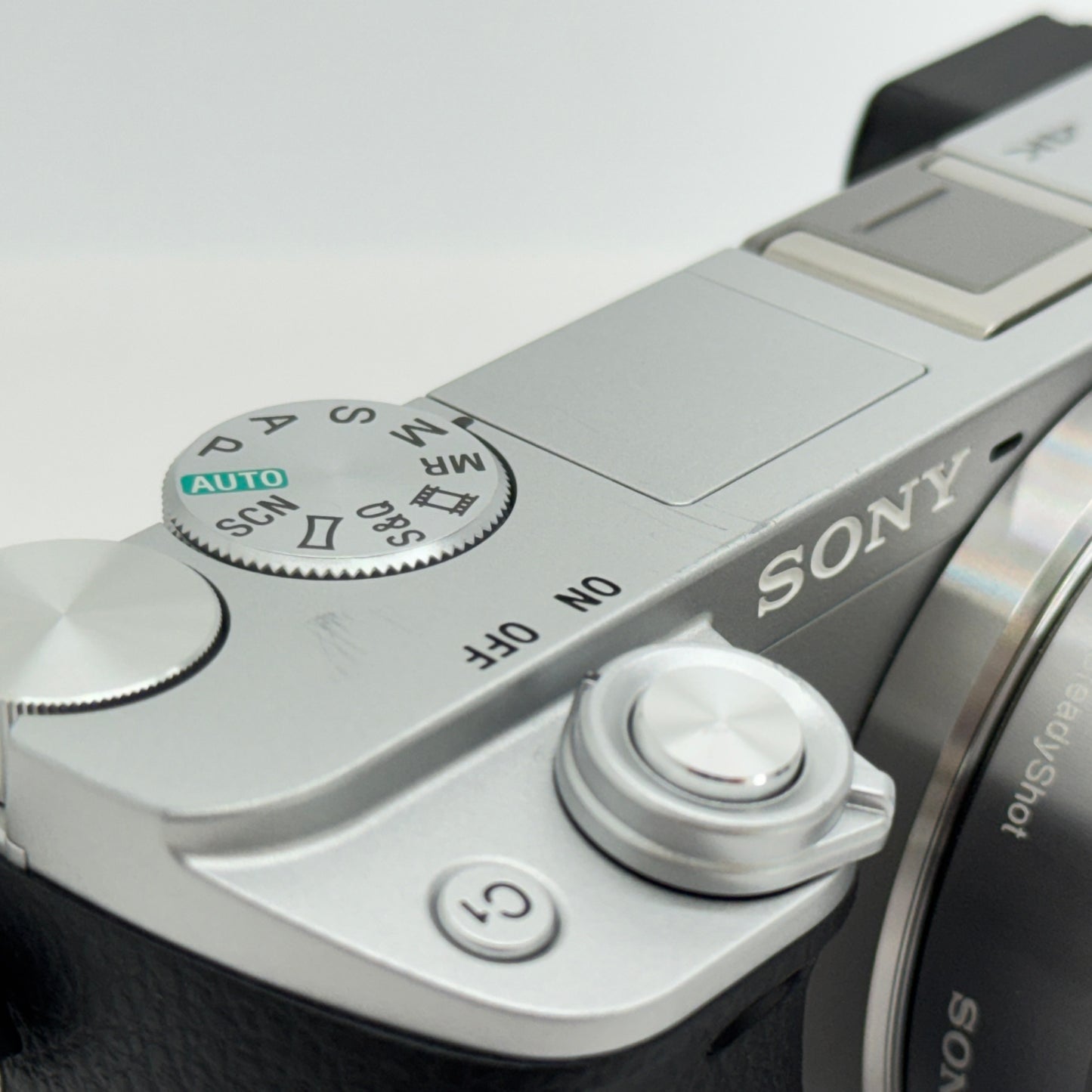SONY α6400 ILCE-6400L E PZ 16-50mm F3.5-5.6 OSS SELP1650 パワーズームレンズキット【C7619-60】