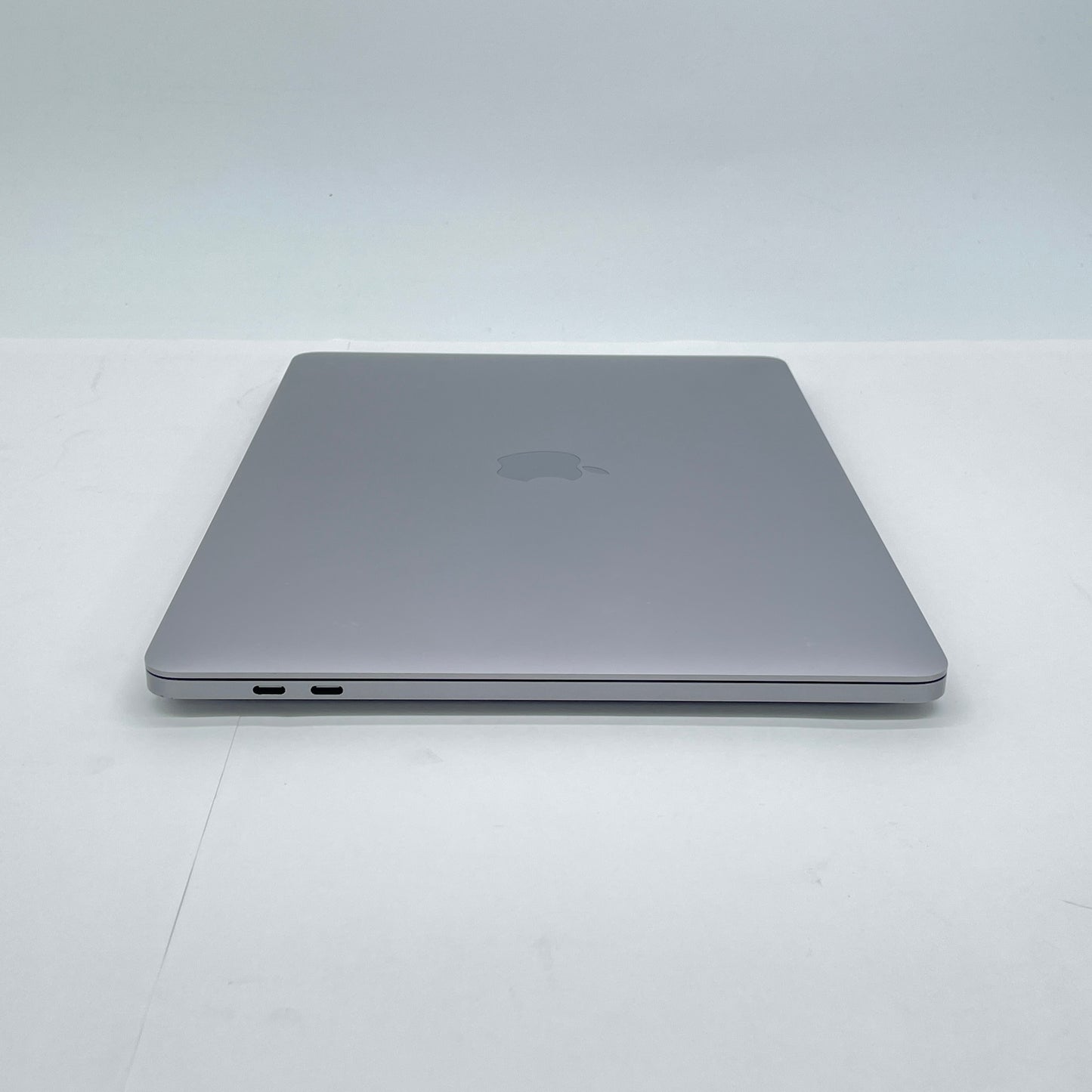 Apple MacBook Pro 13.3インチ 2019 1.4GHz クアッドコア i5 8GB 256GB スペースグレイ【C7872-80】