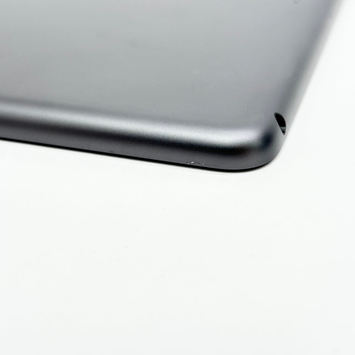 美品 Apple iPad 10.2インチ 第9世代 Wi-Fi 64GB 2021年秋モデル MK2K3J/A スペースグレイ【C8743-60】