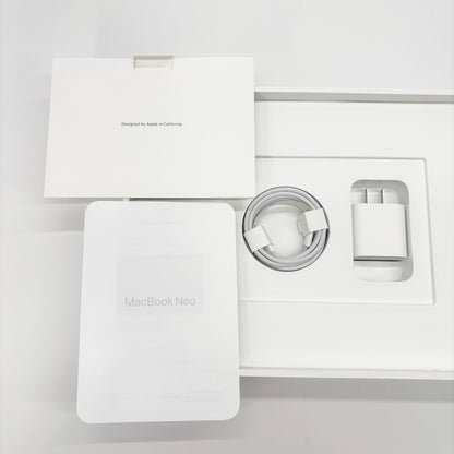 美品 MacBook Neo 13インチ 2026 Apple A18 Pro 6コア 8GB SSD 256GB ブラッシュ MHFH4J/A バッテリー最大容量100% 限定保証あり【C8785-80】