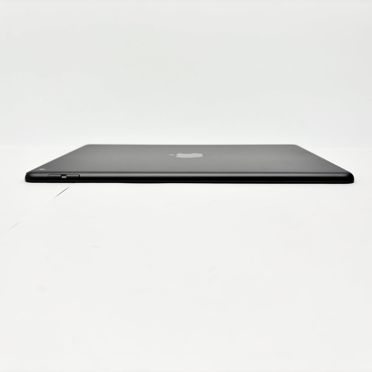 美品 Apple iPad 10.2インチ 第9世代 Wi-Fi 64GB 2021年秋モデル MK2K3J/A スペースグレイ【C8743-60】