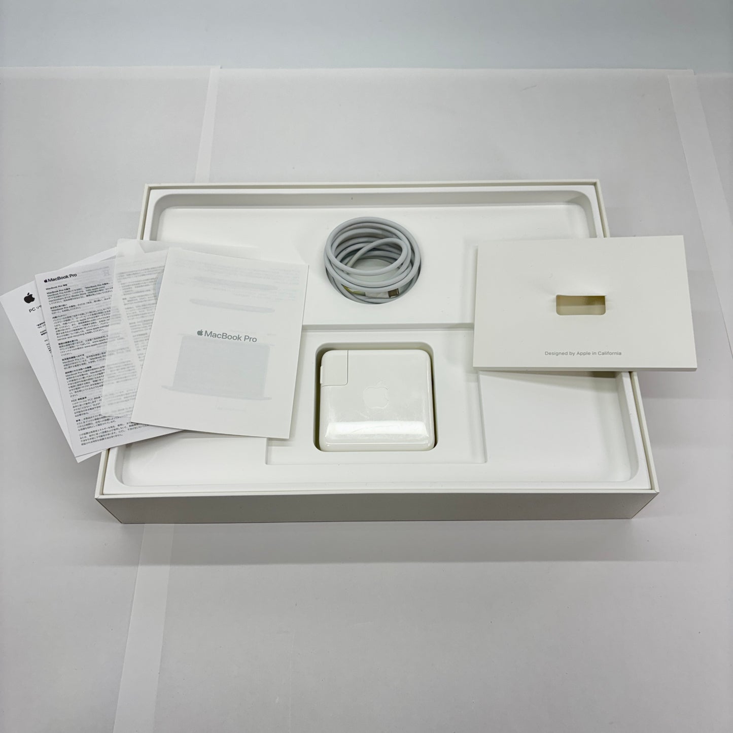美品 Apple MacBook Pro 13インチ 2017 MPXR2J/A i5 2.3GHz 8GB 128GB シルバー【C5351-80】