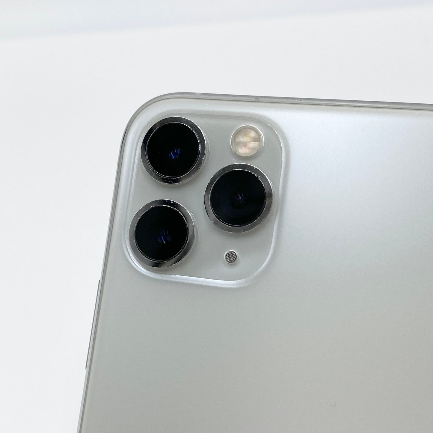 Apple iPhone 11 Pro 256GB MWC82J/A ドコモ判定◯ SIMフリー【C4183-60】