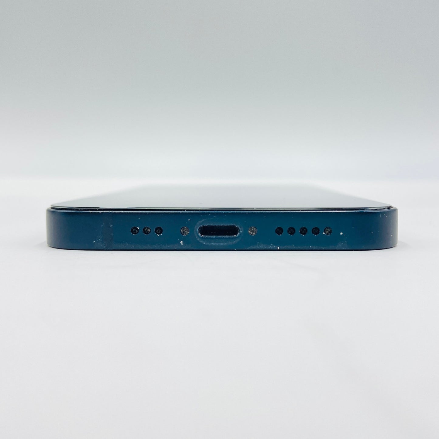 Apple iPhone13 256GB MLNH3J/A SIMフリー ミッドナイト【C4325-C】