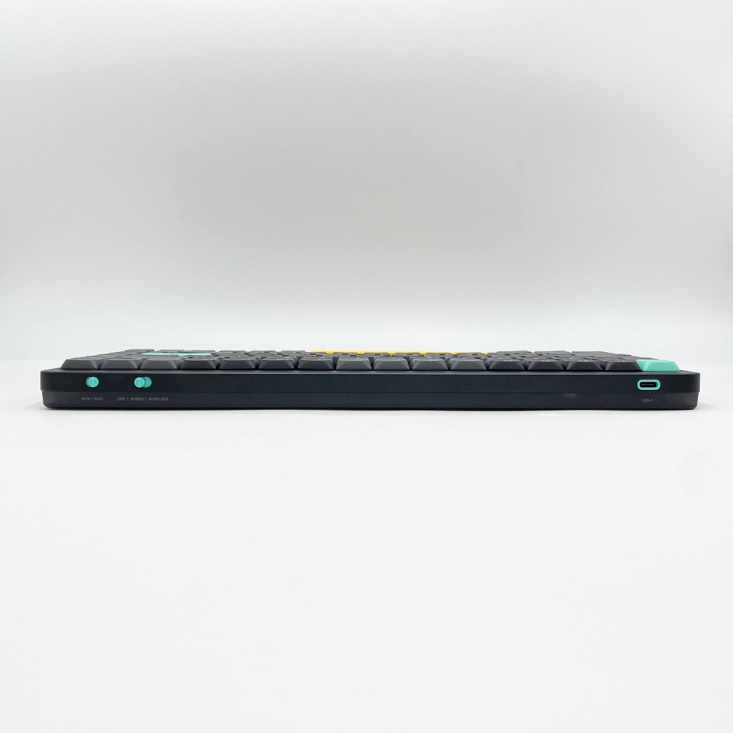 Nuphy Air75 V2 ワイヤレスメカニカルキーボード Wisteria 2.0 英語配列 元箱・付属品あり【C7329-80】