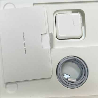 美品 新品同様 MacBook Air 13.6インチ M4チップ 16GB 512GB Liquid Retinaディスプレイ MC6U4J/A [スカイブルー] 充放電回数4回 バッテリー最大容量100%【C5446-80】限定保証有効期限：2026年4月9日