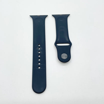 美品 Apple Watch SE3 44mm GPS ミッドナイトアルミニウム ミッドナイトスポーツバンド MEHQ4J/A 本体のみ バッテリー最大容量100%【C8243-C】