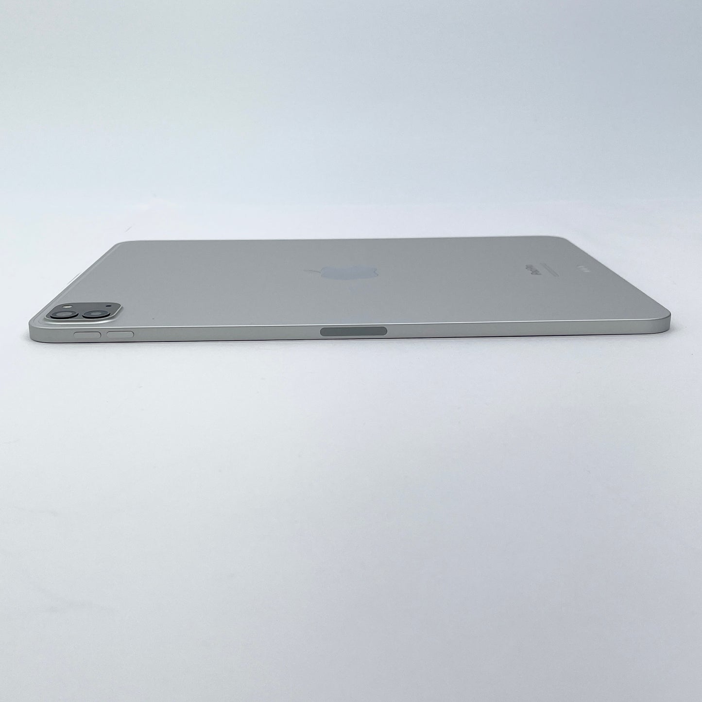 美品 iPad Pro 11インチ 第4世代 Wi-Fi FNXL3J/A 1TB バッテリー最大容量100%【C8052-60】