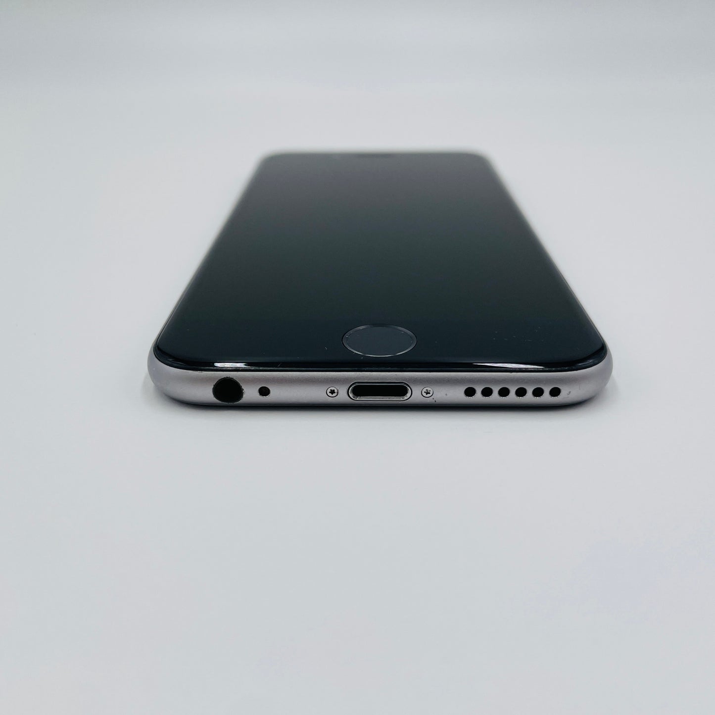 Apple iPhone 6 MG4F2J/A 64GB スペースグレイ docomo バッテリー最大容量86%　【C4650-C】