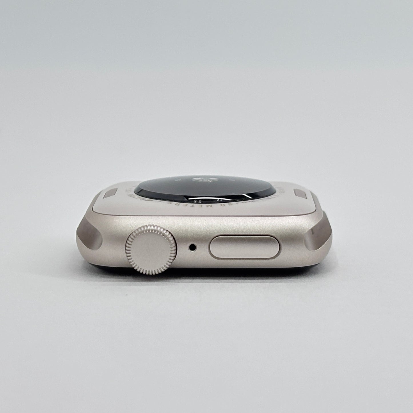 Apple Watch SE 第2世代 GPSモデル 40mm MXEF3J/A スターライトアルミ バッテリー最大容量98% 【C8213-C】