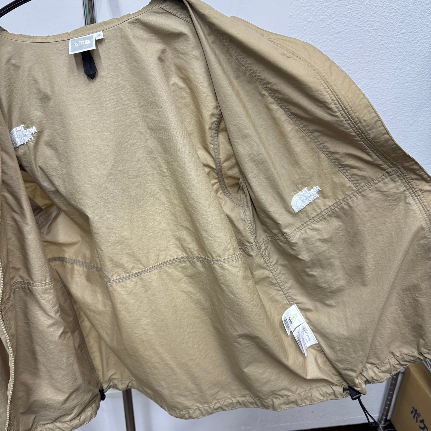 美品 THE NORTH FACE ザ・ノース・フェイス コンパクトジャケット NPW72230 Mサイズ レディース【C7974】