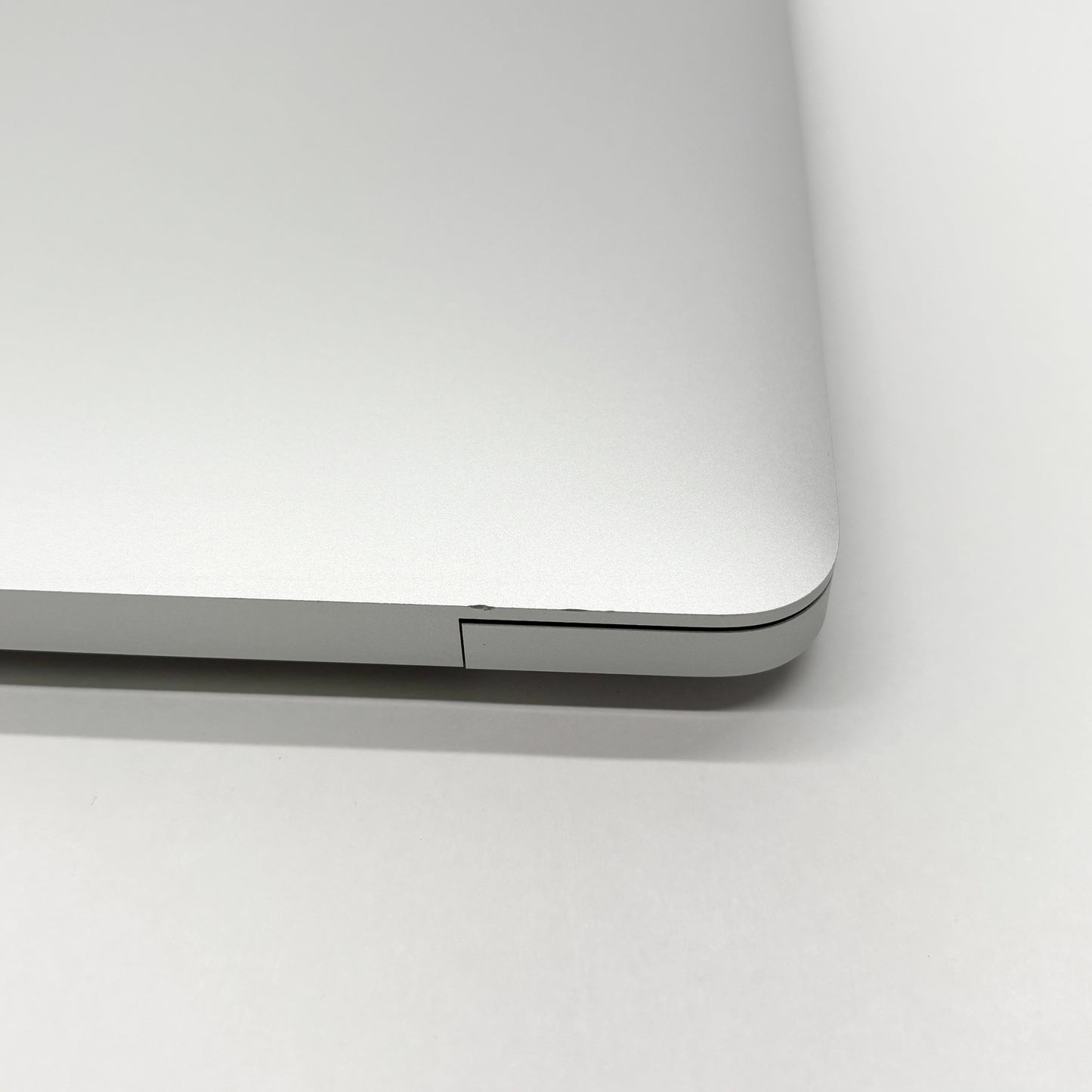 Apple MacBook Air 2020 13インチ M1 16GB 512GB バッテリー最大容量96%【C8131-80】
