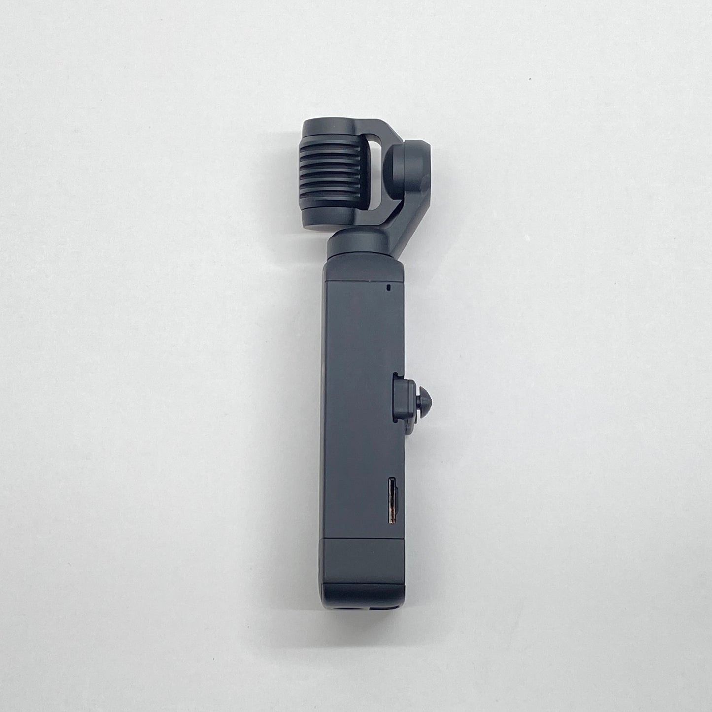 美品 DJI Pocket 2 カバー・広角レンズ・スマートフォンアダプター(Lightning)付属【C7077-60】