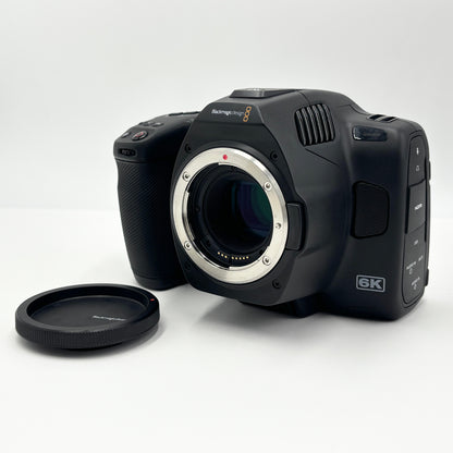 Blackmagic Pocket Cinema Camera 6K Pro ボディ EFマウント SmallRigの専用ケージ付き【C8191-60】