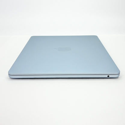 美品 Apple MacBook Air 13インチ MC6T4J/A 2025 M4 16GB SSD256GB 充放電回数5回 バッテリー最大容量100%【C6068-80】